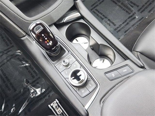 used 2025 Cadillac XT6 car, priced at $38,500