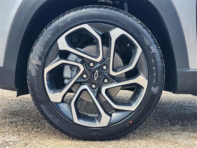 used 2025 Chevrolet Trax car, priced at $26,500