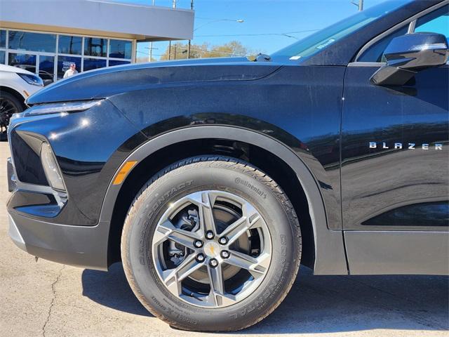 new 2025 Chevrolet Blazer car, priced at $39,790