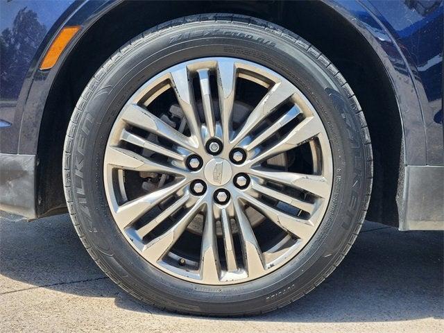 used 2017 Cadillac XT5 car, priced at $14,500