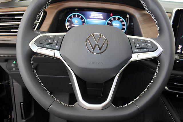 new 2025 Volkswagen Atlas car, priced at $47,194