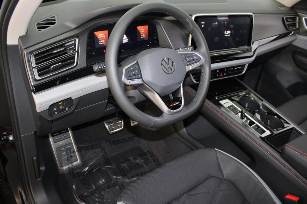 new 2024 Volkswagen Atlas car, priced at $47,822