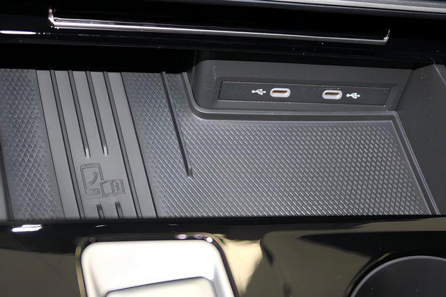 new 2025 Volkswagen Atlas car, priced at $45,931