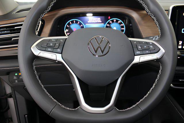 new 2025 Volkswagen Atlas car, priced at $45,931