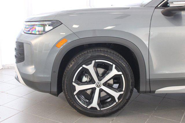 new 2025 Volkswagen Tiguan car, priced at $36,787