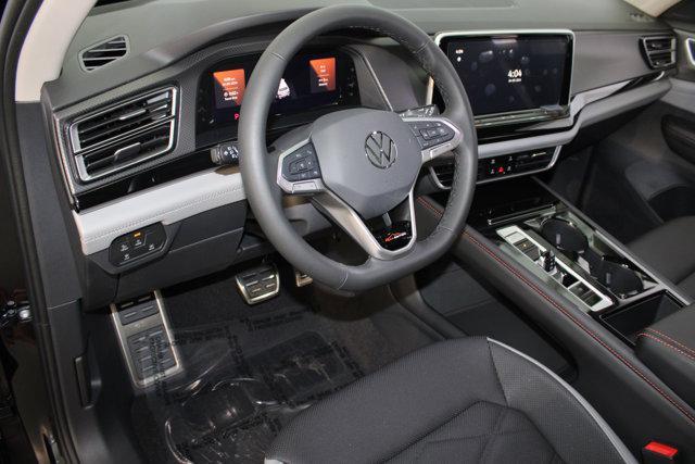 new 2025 Volkswagen Atlas car, priced at $47,901