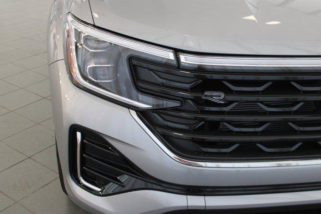 new 2025 Volkswagen Atlas car, priced at $57,869