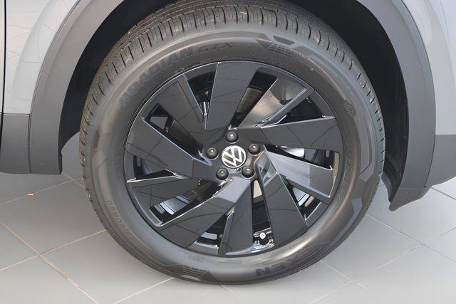 new 2025 Volkswagen Atlas car, priced at $47,789