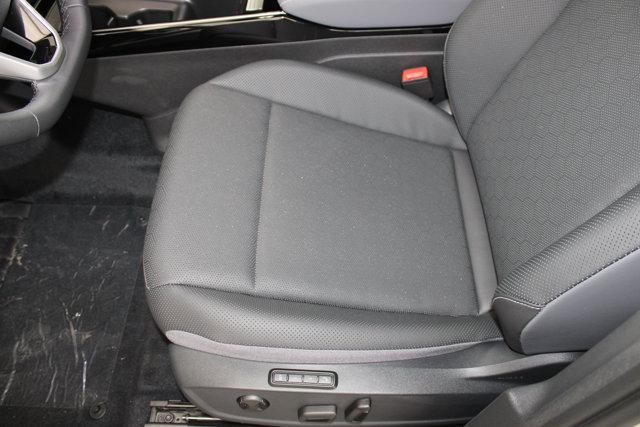new 2025 Volkswagen ID.4 car, priced at $60,431