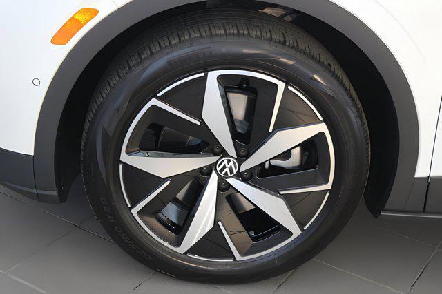 new 2025 Volkswagen ID.4 car, priced at $52,816