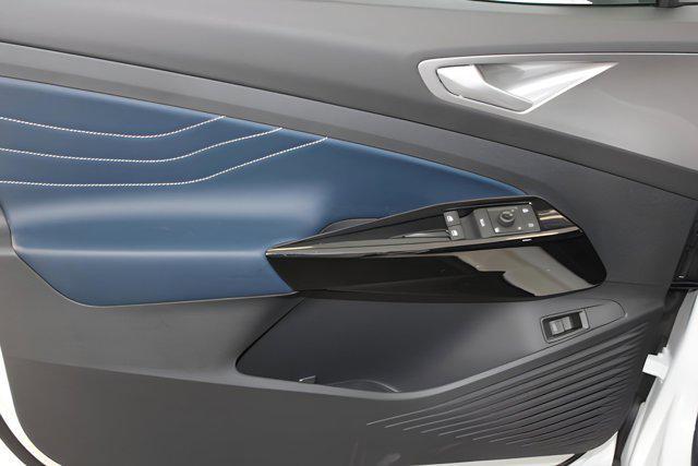 new 2025 Volkswagen ID.4 car, priced at $52,816