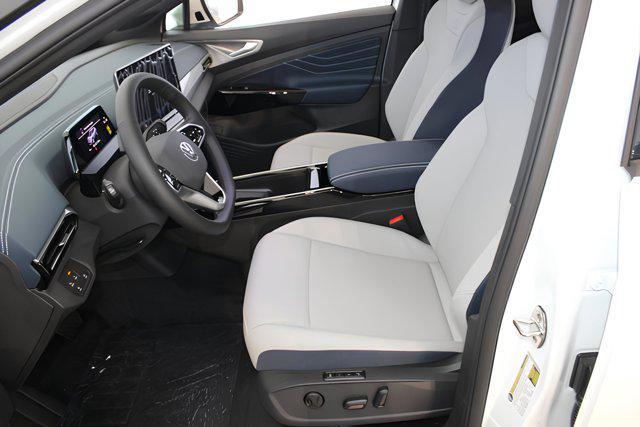 new 2025 Volkswagen ID.4 car, priced at $52,816