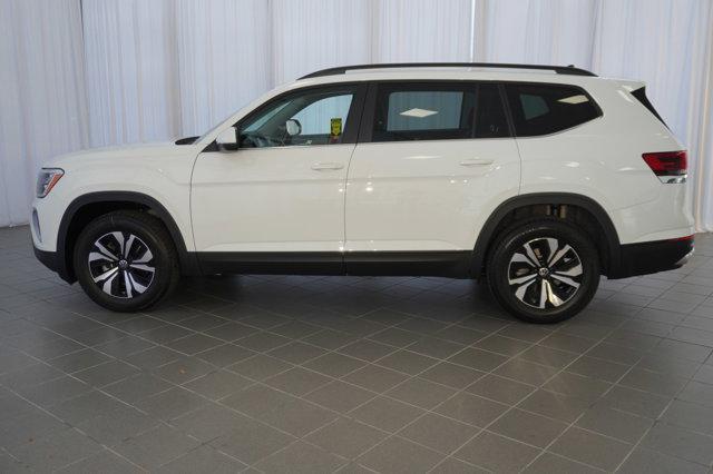 new 2025 Volkswagen Atlas car, priced at $38,951