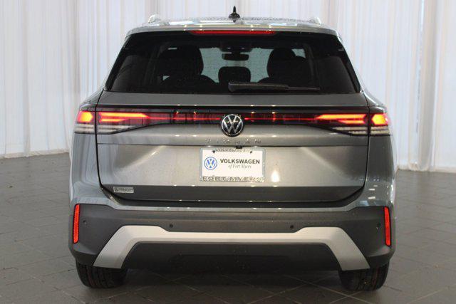 new 2025 Volkswagen Tiguan car, priced at $32,571