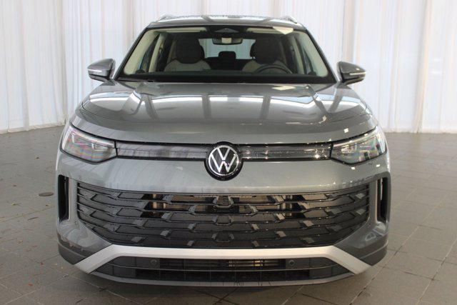 new 2025 Volkswagen Tiguan car, priced at $32,571