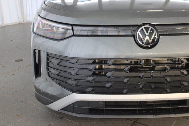 new 2025 Volkswagen Tiguan car, priced at $32,571
