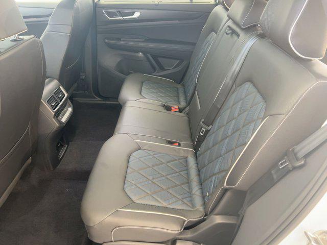 new 2026 Volkswagen Atlas Cross Sport car, priced at $56,443