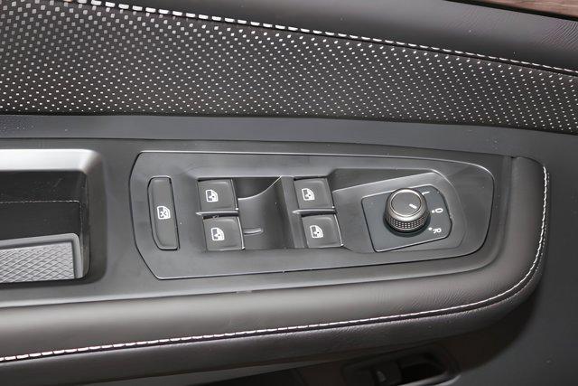 new 2025 Volkswagen Atlas car, priced at $50,794