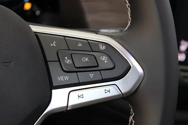 new 2025 Volkswagen Atlas car, priced at $50,794
