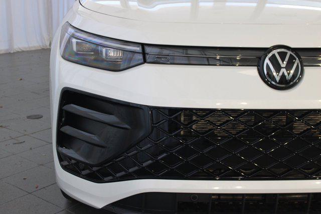 new 2025 Volkswagen Tiguan car, priced at $41,097