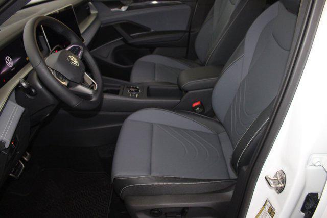 new 2025 Volkswagen Tiguan car, priced at $41,097