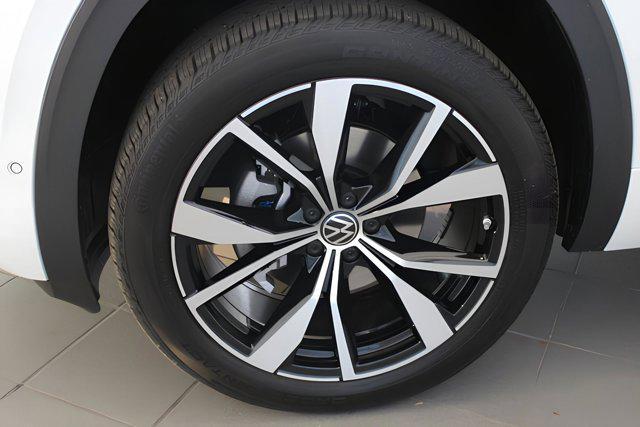 new 2025 Volkswagen Atlas Cross Sport car, priced at $55,351
