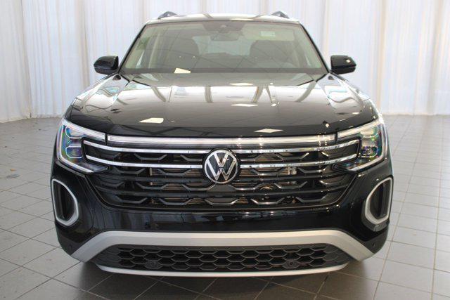 new 2026 Volkswagen Atlas car, priced at $49,371