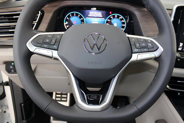 new 2025 Volkswagen Atlas car, priced at $57,581