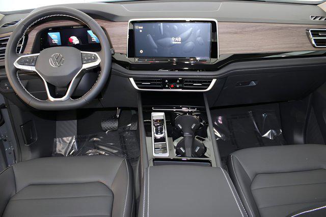 new 2025 Volkswagen Atlas car, priced at $47,631