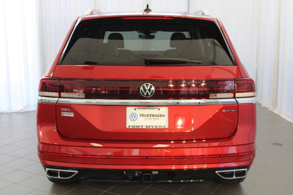 new 2024 Volkswagen Atlas car, priced at $54,462