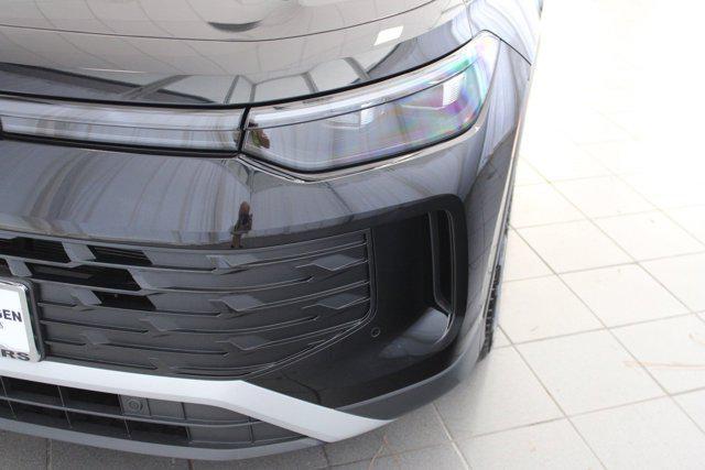 new 2025 Volkswagen Tiguan car, priced at $34,955