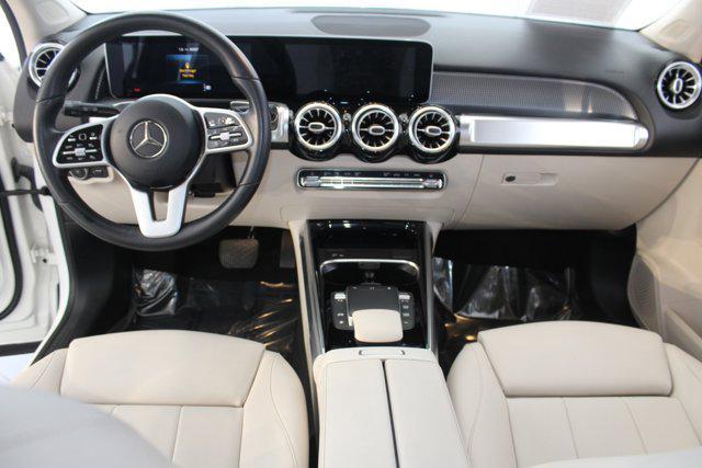 used 2021 Mercedes-Benz GLB 250 car, priced at $25,296