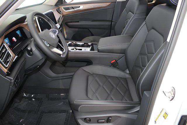new 2025 Volkswagen Atlas car, priced at $42,791