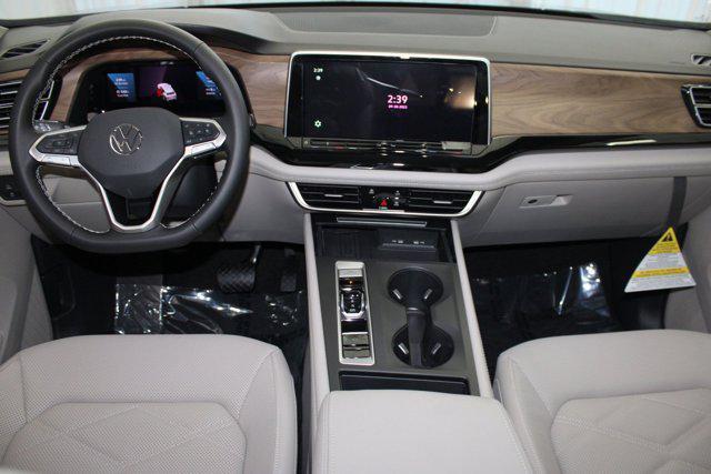 new 2026 Volkswagen Atlas car, priced at $43,734