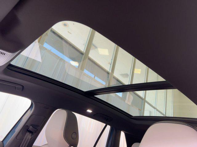 new 2026 Volkswagen Tiguan car, priced at $43,801