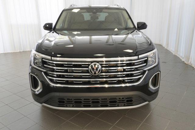 new 2025 Volkswagen Atlas car, priced at $48,621