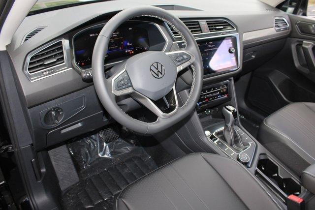 new 2024 Volkswagen Tiguan car, priced at $34,293