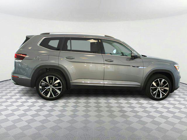 new 2025 Volkswagen Atlas car, priced at $57,126