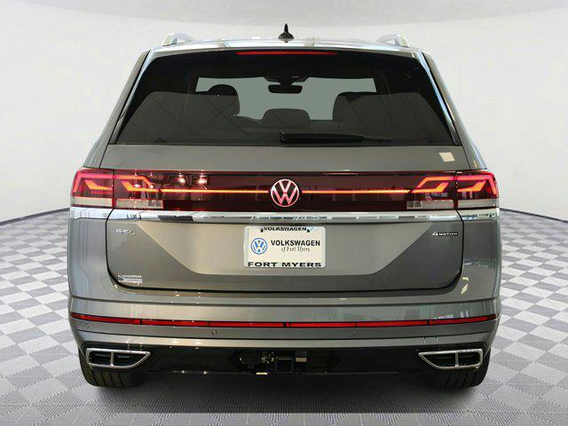 new 2025 Volkswagen Atlas car, priced at $57,126