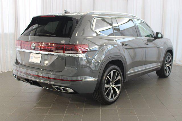 new 2026 Volkswagen Atlas car, priced at $55,871
