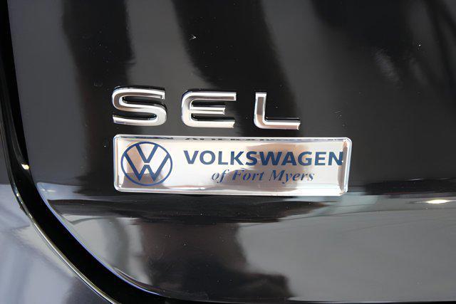 new 2025 Volkswagen Atlas Cross Sport car, priced at $49,951