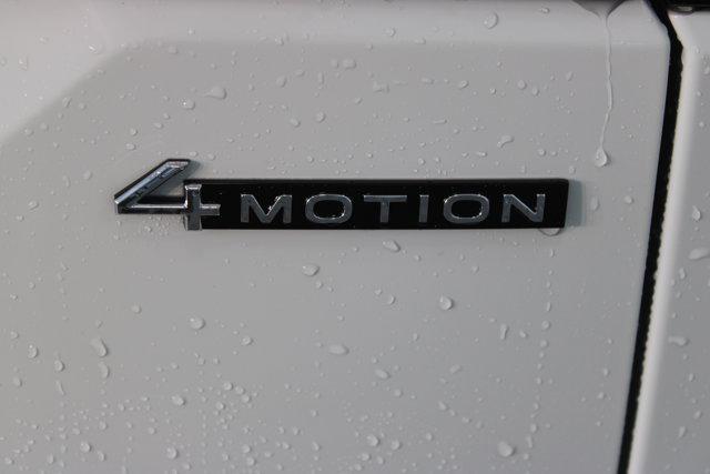new 2025 Volkswagen Atlas car, priced at $49,076