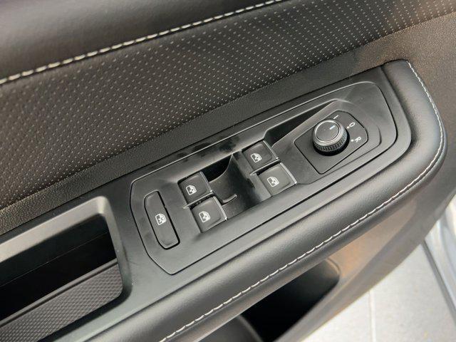 new 2026 Volkswagen Atlas car, priced at $50,761