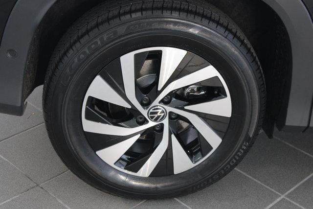 new 2025 Volkswagen Tiguan car, priced at $31,621
