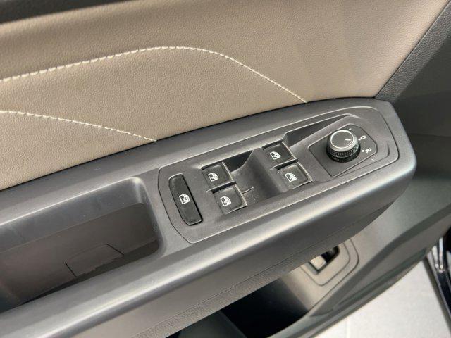 used 2021 Volkswagen Atlas car, priced at $15,997