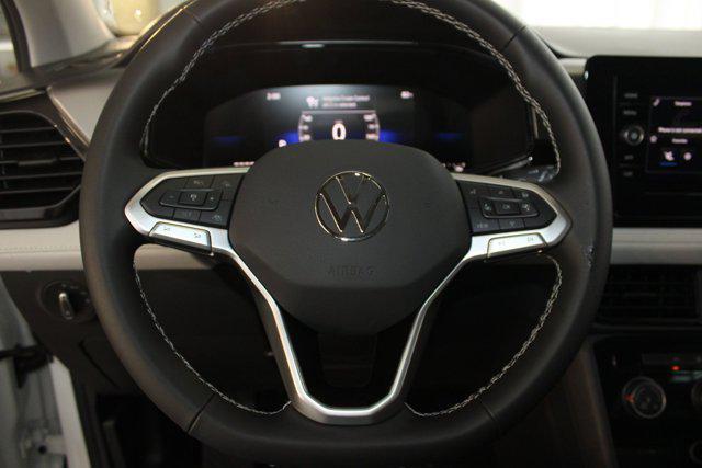 new 2025 Volkswagen Tiguan car, priced at $32,384