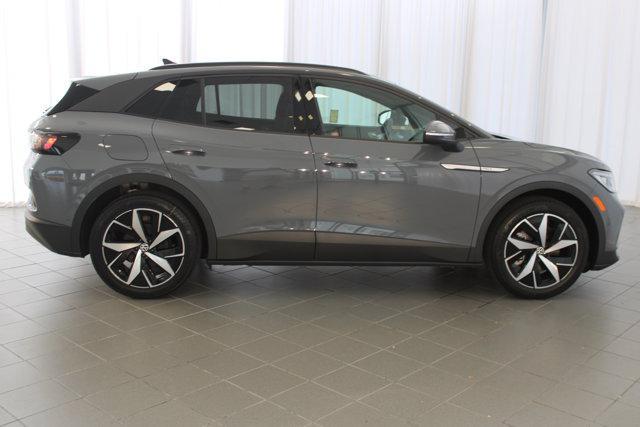 new 2025 Volkswagen ID.4 car, priced at $52,361