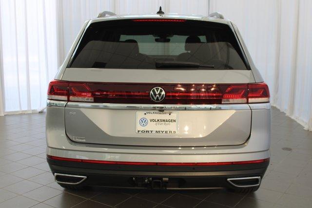 new 2024 Volkswagen Atlas car, priced at $43,141