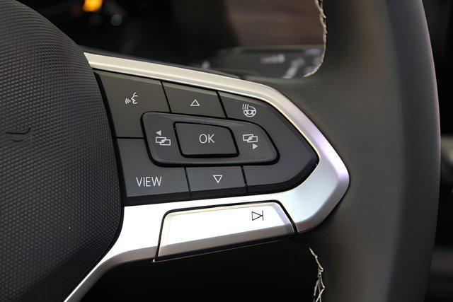 new 2025 Volkswagen Atlas car, priced at $51,489