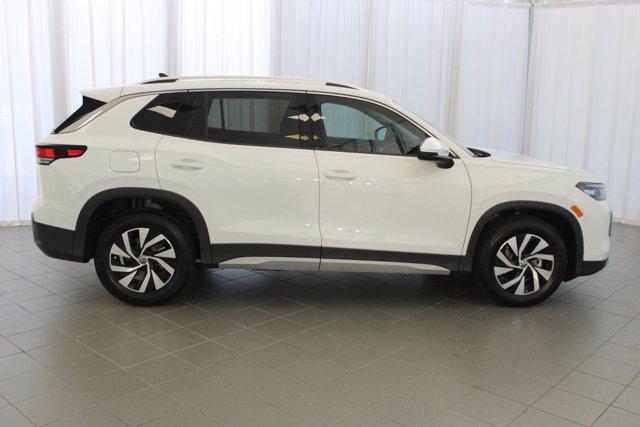new 2025 Volkswagen Tiguan car, priced at $32,561